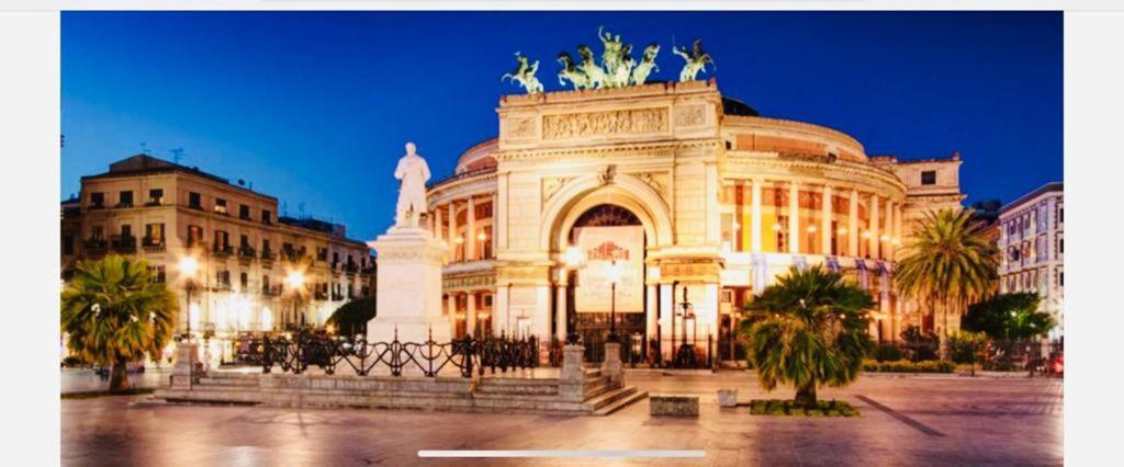 Politeama Suite In The Heart Of The City Palerme Extérieur photo