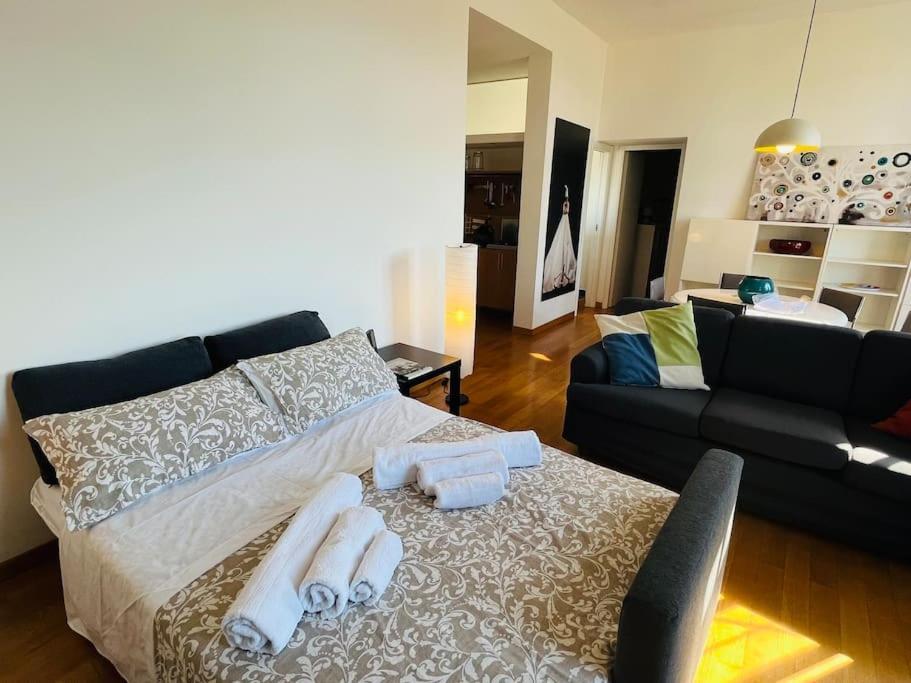 Politeama Suite In The Heart Of The City Palerme Extérieur photo