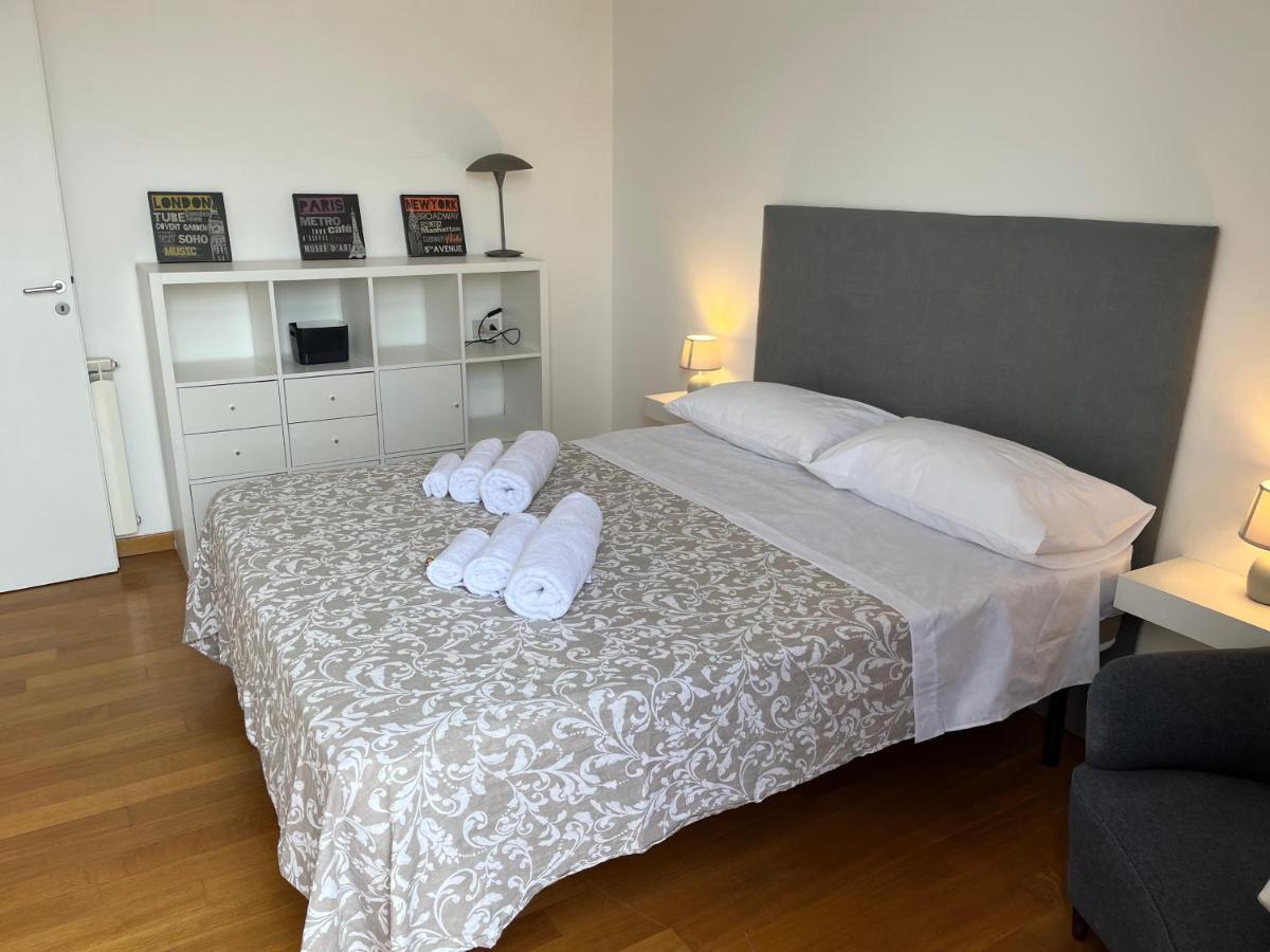 Politeama Suite In The Heart Of The City Palerme Extérieur photo